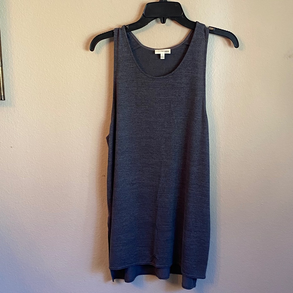 Aritzia Wilfred Free Tank L